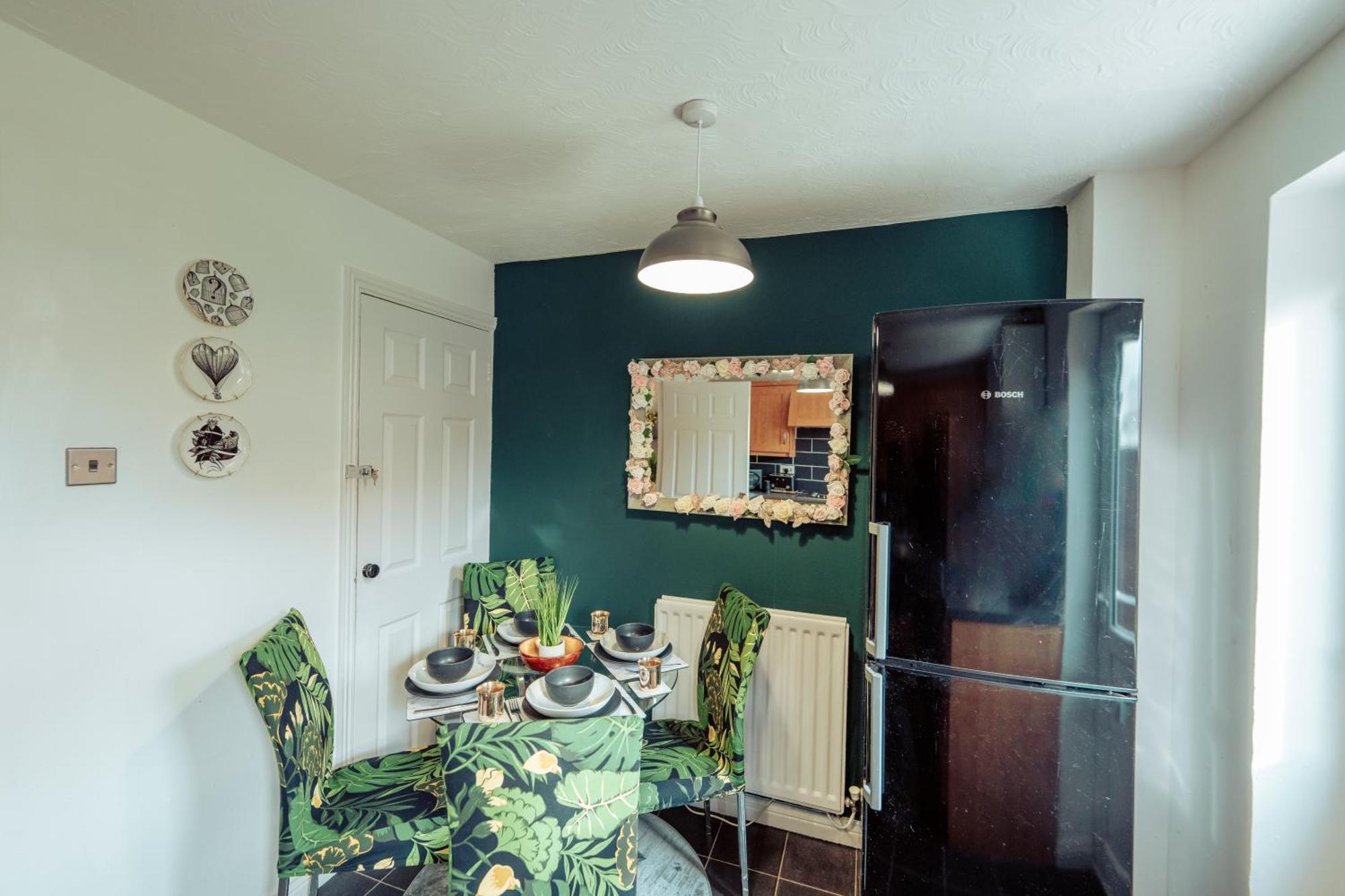 2 Bedroom Peaceful Home, Colchester Mile End Esterno foto